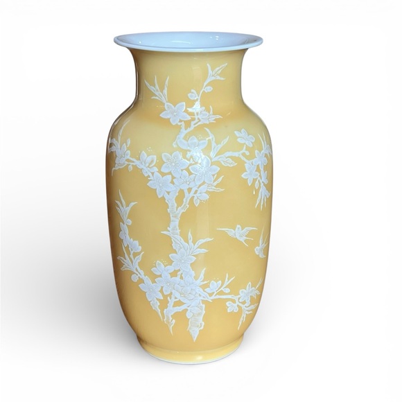 Chinese Yellow Glaze Porcelain Vase Pâte-sur-Pâte Relief Prunus & Birds